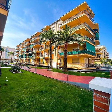 Palm Beach By Unik Tarragona La Pineda Exteriör bild